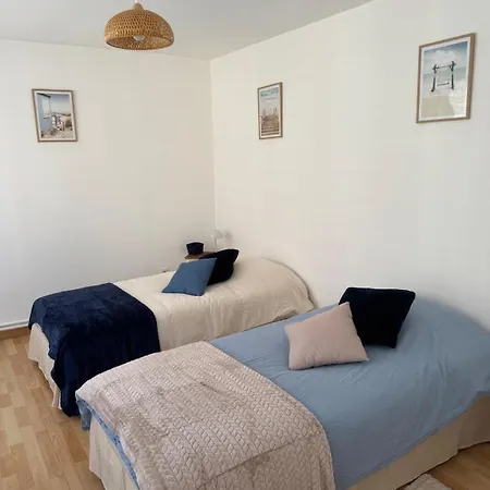 Aux Flots D Aura Apartament *